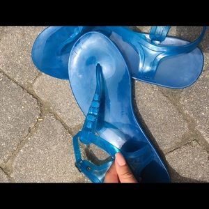 Blue jelly sandals with jewels!